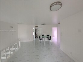 108 Gardens Dr in Pompano Beach, FL - Building Photo