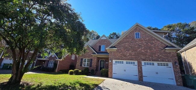 205 Cabot Dr