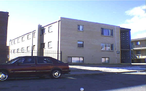 13082 E 14th Pl in Aurora, CO - Building Photo