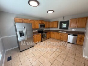 301 Adelaide Rd in Holly Springs, NC - Building Photo - Building Photo