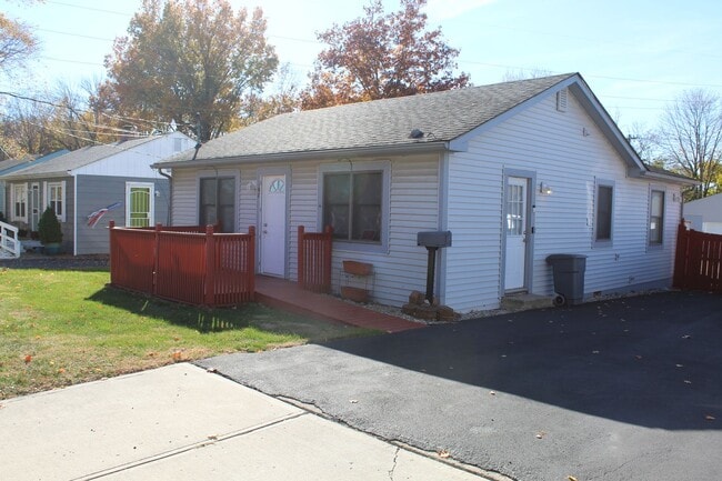 108 N Grant St in Brownsburg, IN - Building Photo - Building Photo