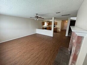 2431 Marimont Ln in Lancaster, TX - Building Photo - Building Photo