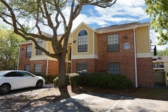 8723 Fancy Finch Dr in Tampa, FL - Building Photo - Building Photo