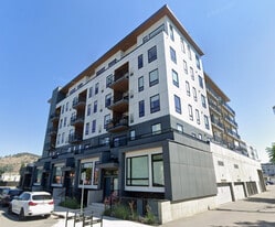 1215-1215 St Paul St in Kelowna, BC - Building Photo