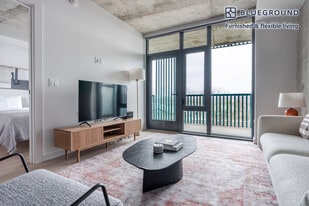 3030 Potomac Ave in Arlington, VA - Building Photo