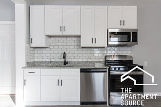 2659 W Homer St, Unit 1F in Chicago, IL - Foto de edificio - Building Photo