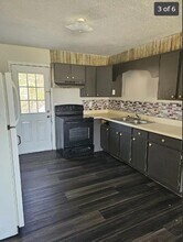 203 Rainbow Row Dr in Westminster, SC - Building Photo - Building Photo