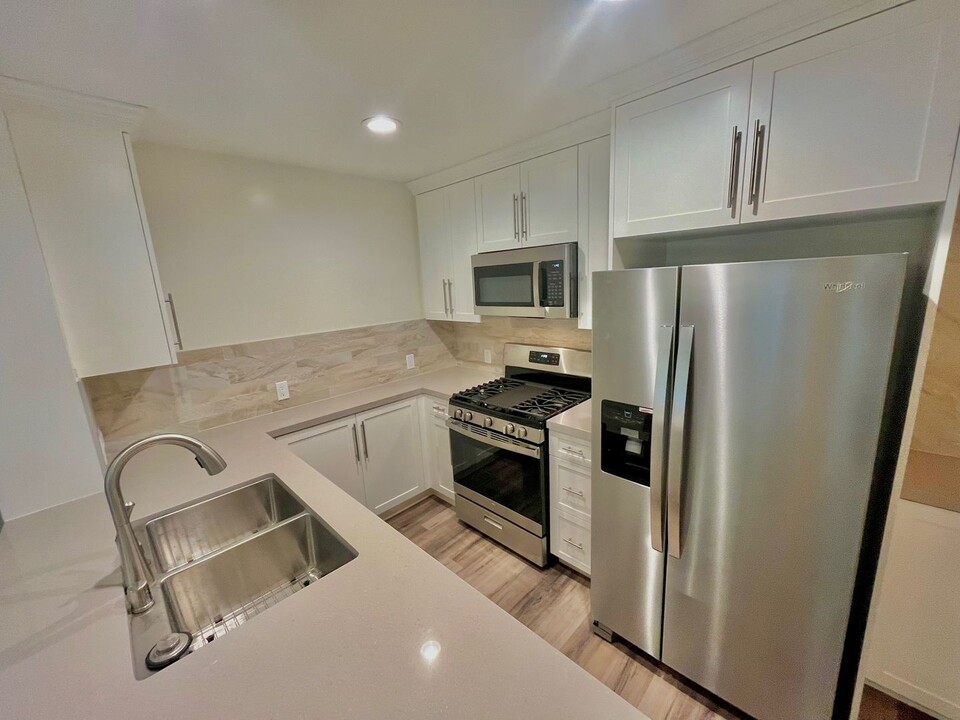 4727 W 147th St in Lawndale, CA - Foto de edificio