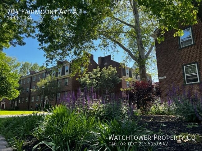 704 Fairmount Ave in Philadelphia, PA - Building Photo - Building Photo