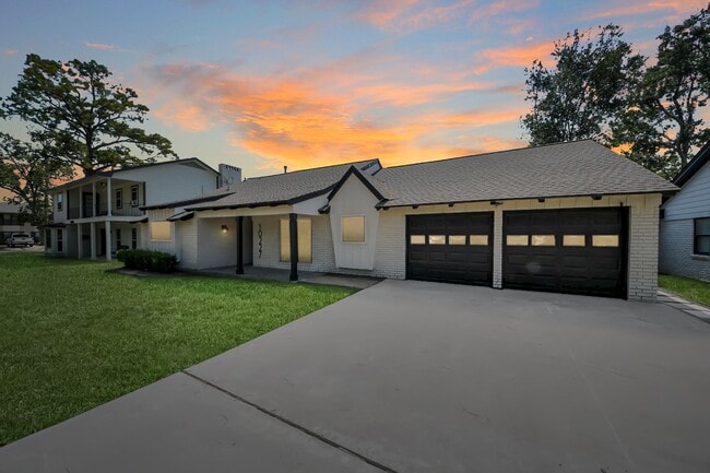 10227 Metronome Dr in Houston, TX - Building Photo - Building Photo