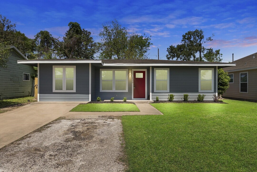 226 Hyta St in Houston, TX - Building Photo