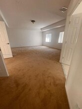 1309 Alicante Ct in Riviera Beach, FL - Foto de edificio - Building Photo