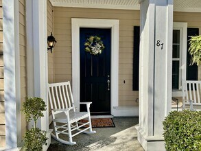 87 Glencairn Ave in Bluffton, SC - Foto de edificio - Building Photo