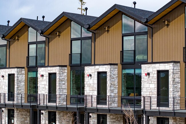 60 Wheeler Rd in Fraser, CO - Building Photo - Building Photo