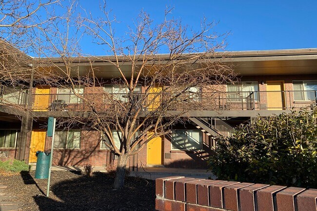 Marlu in Denver, CO - Foto de edificio - Building Photo