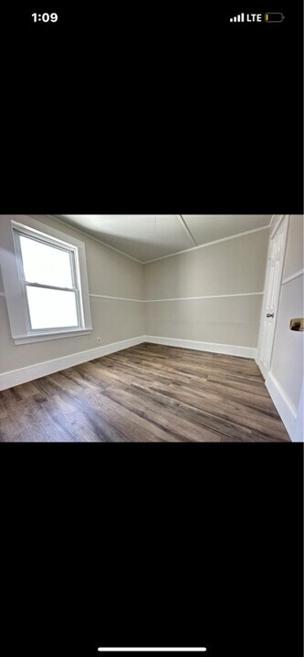 47 Lens St in Southbridge, MA - Building Photo