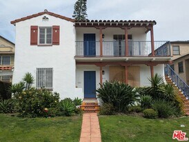 1612 1/2 Glendon Ave in Los Angeles, CA - Building Photo