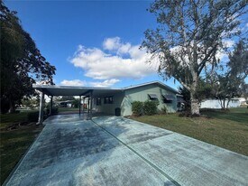 10211 SW 93rd Ct in Ocala, FL - Building Photo