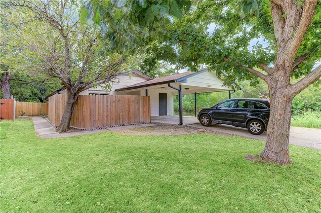 10611 Golden Quail Dr in Austin, TX - Building Photo - Building Photo