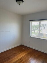 403 NW 84th St in Miami, FL - Building Photo - Building Photo