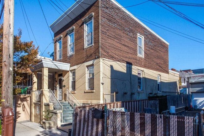 606 59th St in West New York, NJ - Building Photo - Building Photo