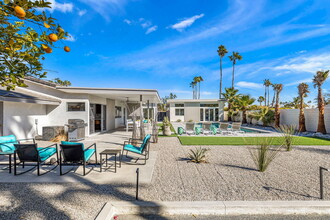 2413 E El Alameda in Palm Springs, CA - Building Photo - Building Photo