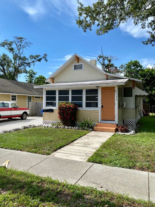1524 Ballard Park Dr in Bradenton, FL - Foto de edificio