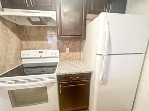 221-226 6 Ave SE in Calgary, AB - Building Photo - Building Photo