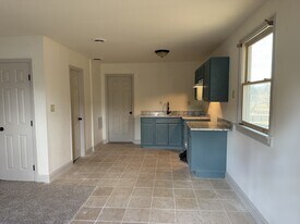 617 Short Rd in Kearneysville, WV - Building Photo