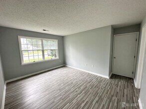 610 Edpas Rd in New Brunswick, NJ - Building Photo - Building Photo