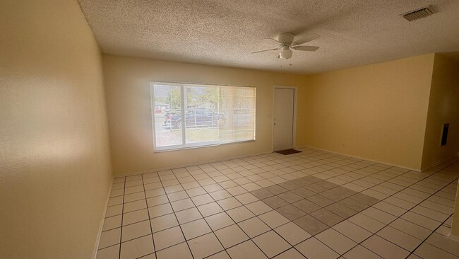 1506 Palm Beach Lakes Blvd in West Palm Beach, FL - Building Photo - Building Photo