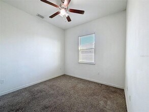 1843 Manitoba Ct in Poinciana, FL - Building Photo - Building Photo