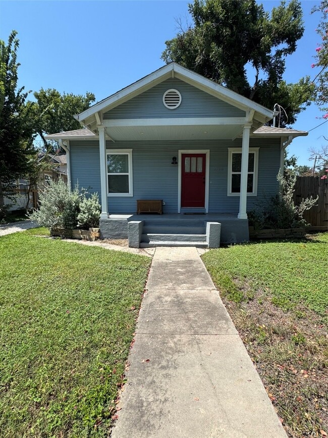 property at 2715 Cochran St