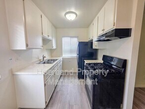 955 Imperial Beach Blvd in Imperial Beach, CA - Building Photo - Building Photo