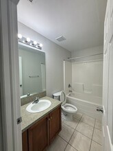 872 Eisenhower Blvd in Lehigh Acres, FL - Building Photo - Building Photo