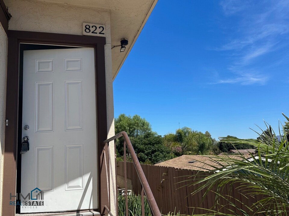 822 W 7th Ave in Escondido, CA - Building Photo