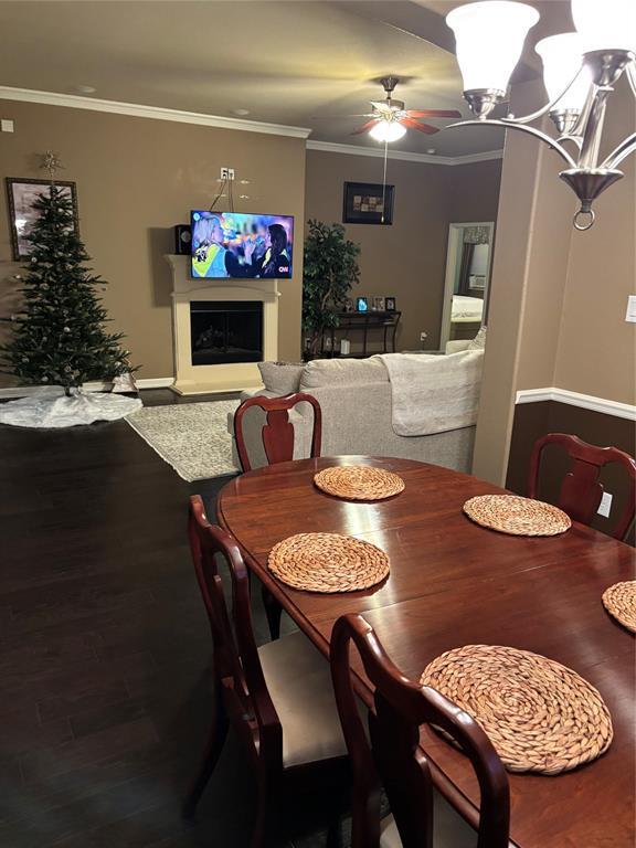 property at 2410 Via Montesano