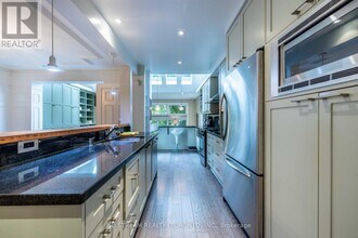 119 Lascelles Blvd in Toronto, ON - Building Photo - Building Photo