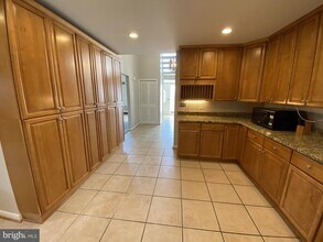 1712 12th St S in Arlington, VA - Building Photo - Building Photo