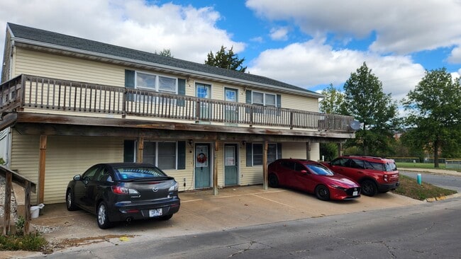 1008 S First St, Unit C