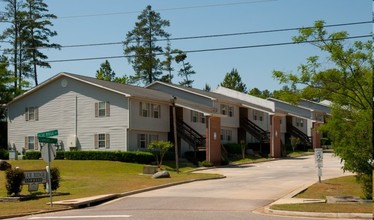 Blueridge Commons in Evans, GA - Building Photo - Building Photo