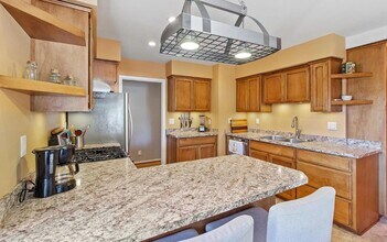 1224 Siskiyou Blvd in Medford, OR - Building Photo - Building Photo