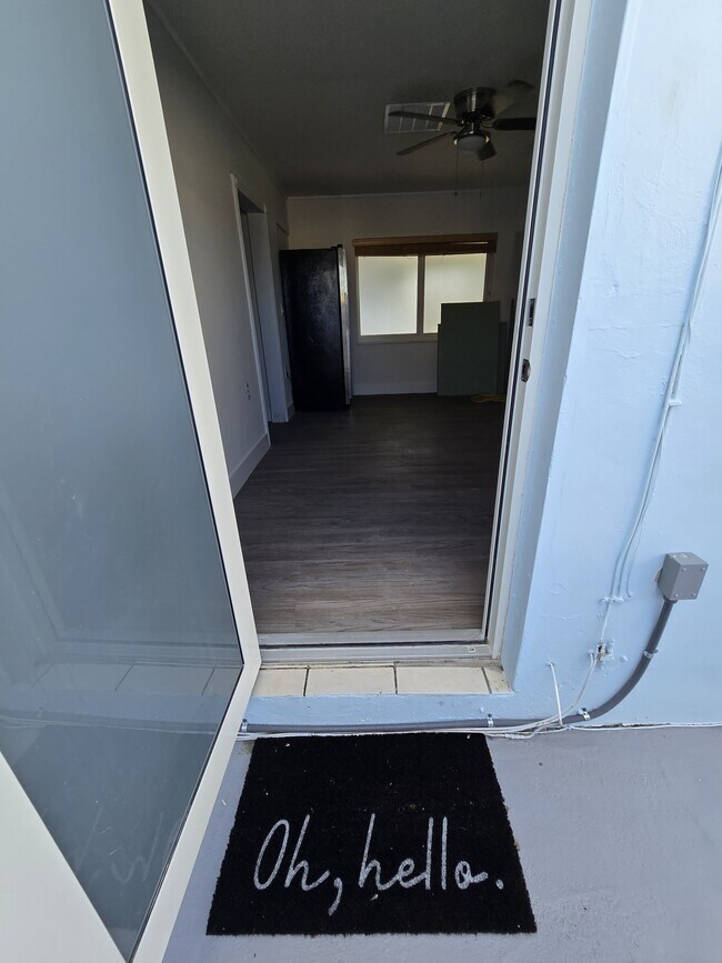 9591 SW 52nd Ter in Miami, FL - Building Photo - Building Photo