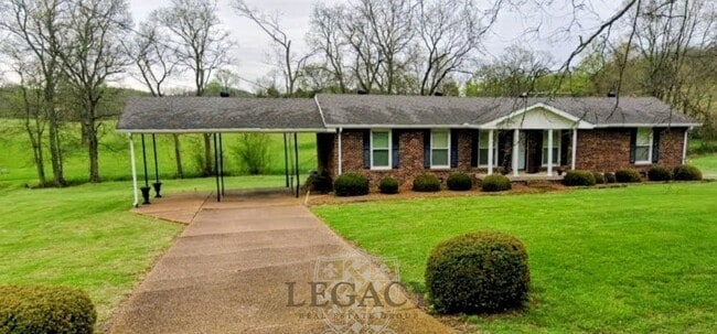 property at 3042 Old Murfreesboro Rd