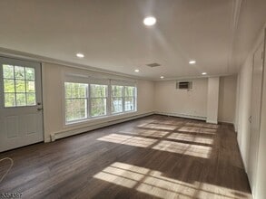 44 Forestdale Rd in Kinnelon, NJ - Building Photo - Building Photo