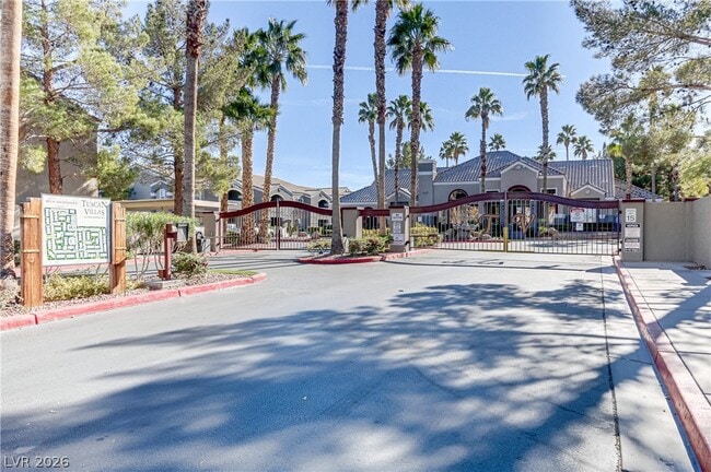 5055 W Hacienda Ave in Las Vegas, NV - Building Photo - Building Photo