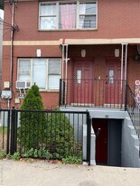 721 Fountain Ave in Brooklyn, NY - Building Photo