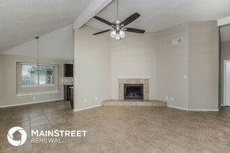 3100 Fairmeadows Ln, Unit B8 in Fort Worth, TX - Foto de edificio - Building Photo