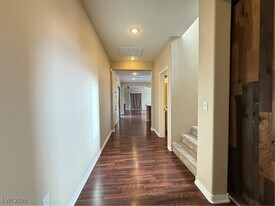 9172 Domina Royal St in Las Vegas, NV - Building Photo