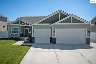 4342 Magrath Dr in Coeur d'Alene, ID - Building Photo - Building Photo